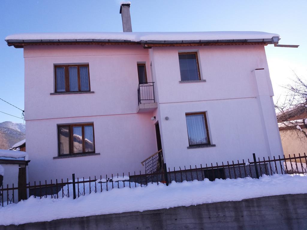 Guest House Ahp Mala Ţurkva Exterior foto